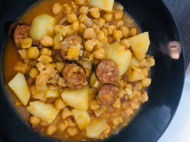 Garbanzos con chorizo